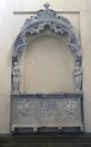 monumento ranuccio il vecchio